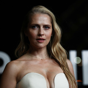 celebrity Teresa Palmer